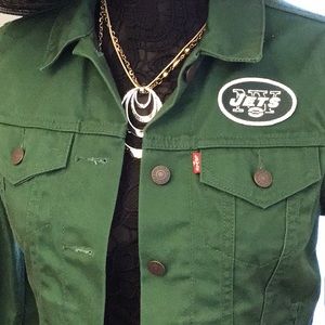 Levi’s official NFL denim JETS Jean jacket , excellent like new no fade, etc